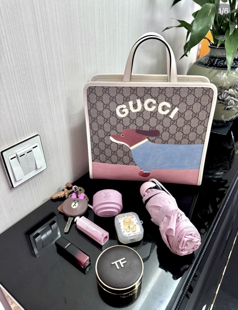 Gucci Shopping Bags